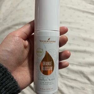 Young Living Facial Wash 4 oz